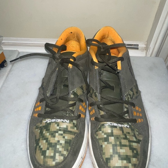 Jordan 1 Flight Low “Digi Camo” Sz 9 - Picture 4 of 11